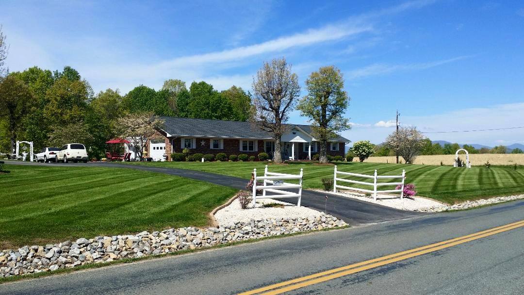 how-to-care-for-your-lawn-in-early-spring-r-d-lawn-care-and-landscaping