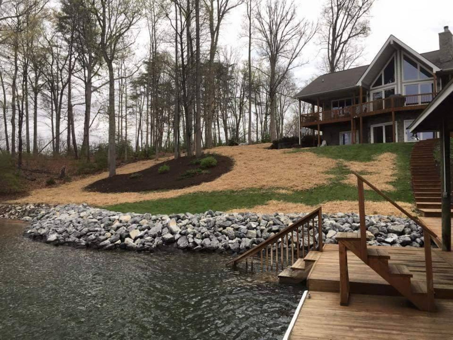 r-and-d-residential-landscaping-lake-home